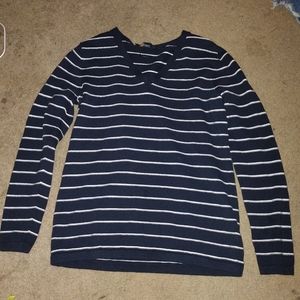 Women's v neck sweater